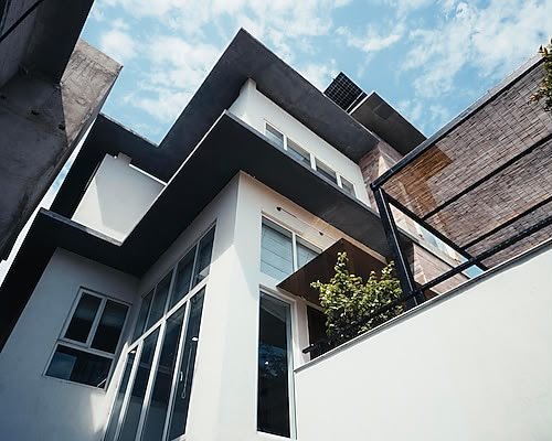 Luka Seaside Exterior 2